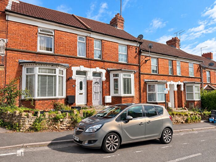 3 Bedroom Terraced House For Sale In Goldcroft, Yeovil, BA21