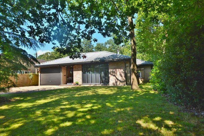 3 Bedroom Detached Bungalow For Sale In Widmoor, Wooburn Green, HP10