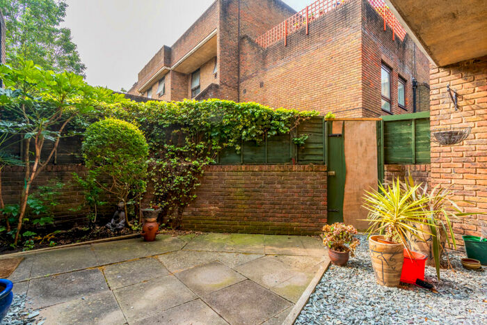 1 Bedroom Apartment To Rent In Mutton Place, London, NW1