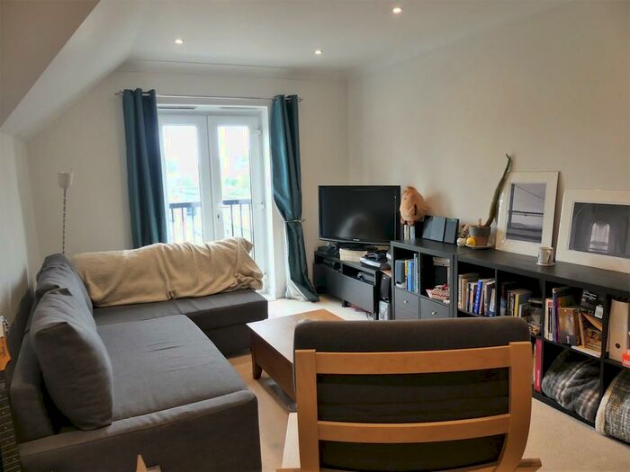 1 Bedroom Apartment To Rent In Ling Court, Menston, LS29