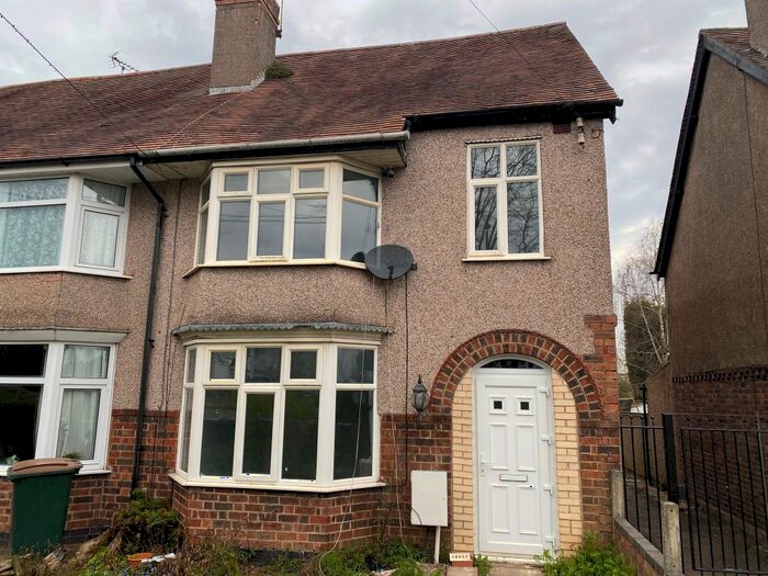 3 Bedroom Semi-Detached House To Rent In Kenpas Highway, Styvechale, Coventry, CV3