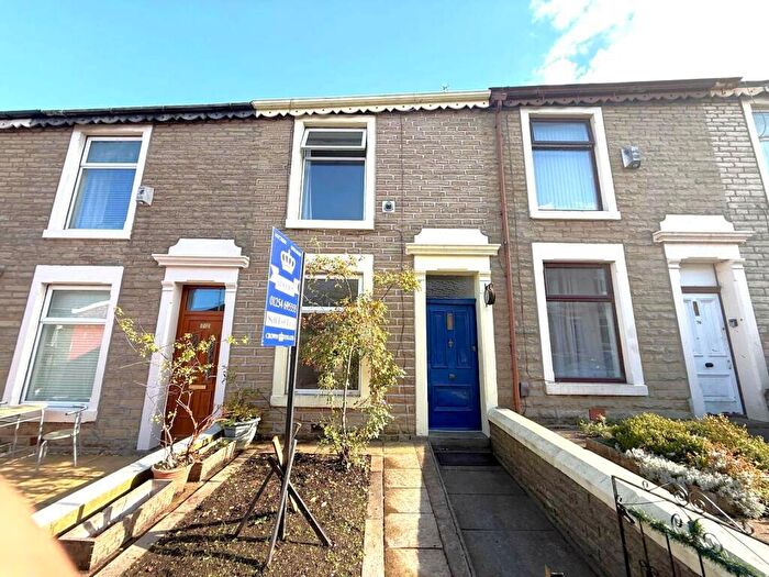 2 Bedroom Terraced House For Sale In Lynwood Avenue, Darwen, Lancashire, BB3
