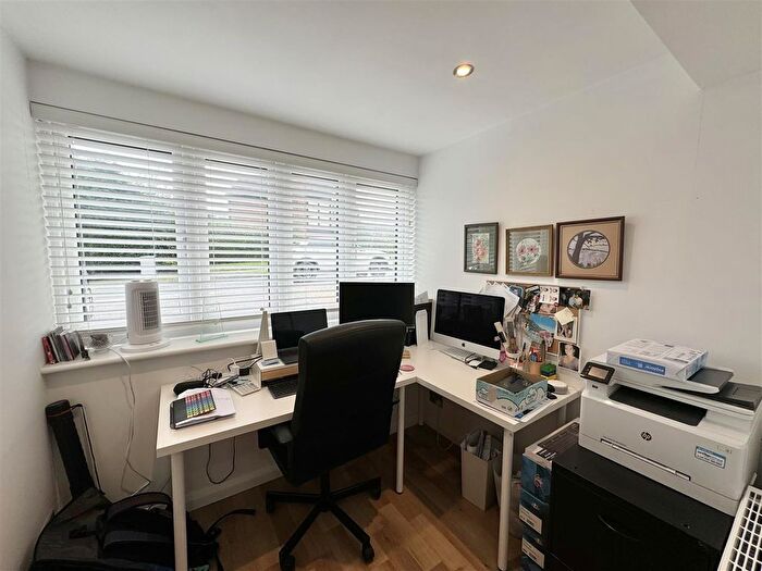 4 Bedroom Detached House For Sale In Hall Farm Crescent, Broughton Astley, Leicester, LE9