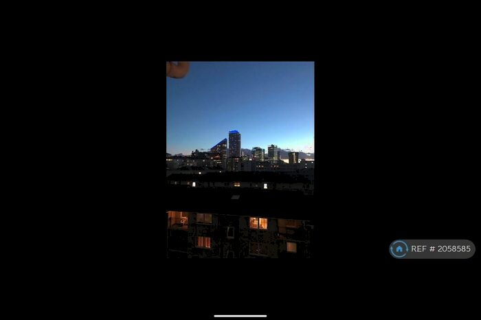 2 Bedroom Flat To Rent In Settlers Court, London, E14