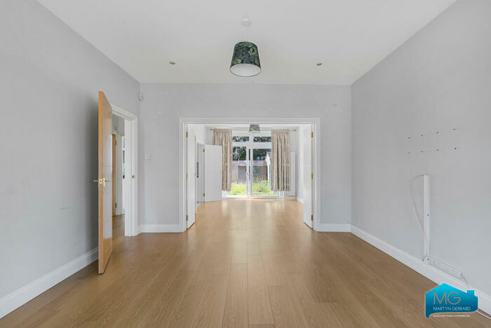 4 Bedroom Terraced House To Rent In Hervey Close, Finchley, London, N3