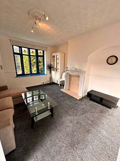 2 Bedroom Semi-Detached House To Rent In Rugby Gardens, Dagenham, RM9