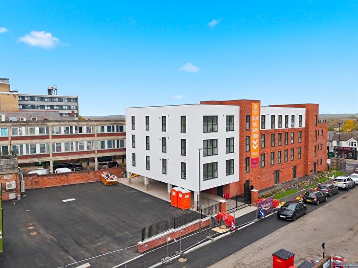 2 Bedroom Apartment For Sale In New Street, Aylesbury, HP20