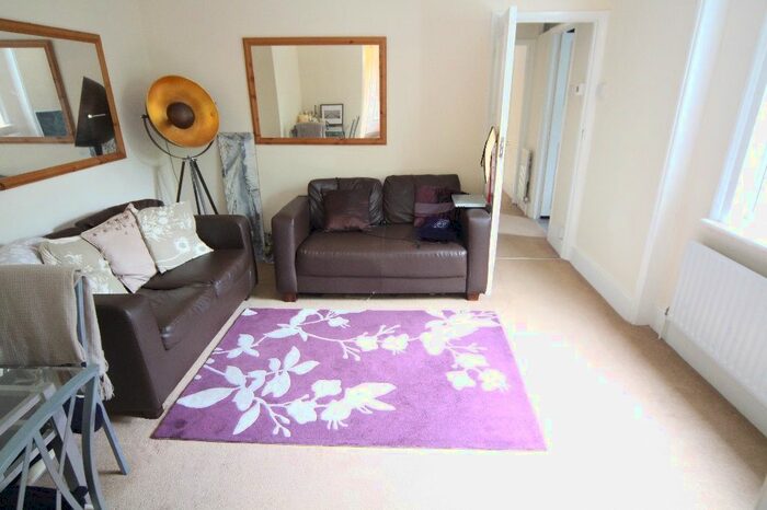 1 Bedroom Flat To Rent In Oakfield Road, London, N4