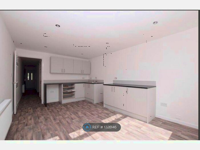 4 Bedroom Terraced House To Rent In Handforth Lane, Halton Lodge, Runcorn WA7