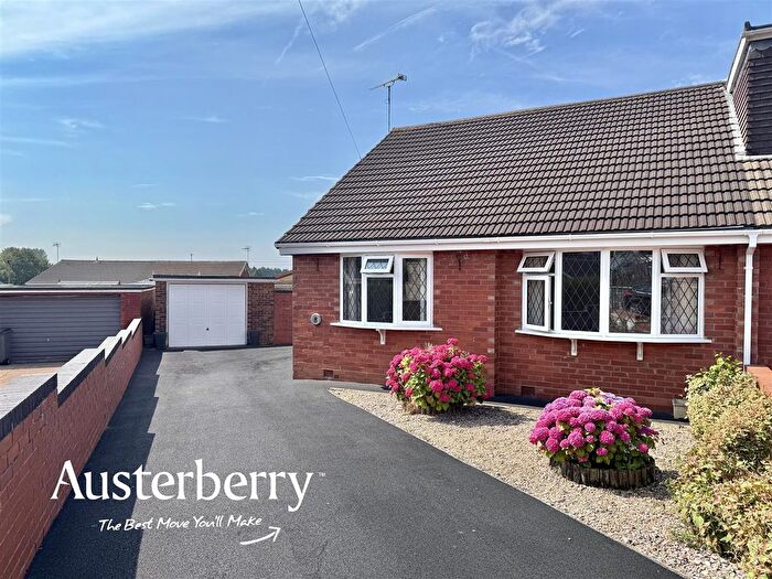 2 Bedroom Semi-Detached Bungalow For Sale In Nunns Close, Stoke-On-Trent, ST3