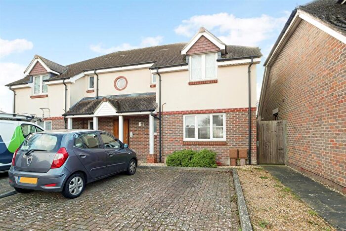 1 Bedroom Apartment To Rent In Frampton Close, Fishbourne, PO19