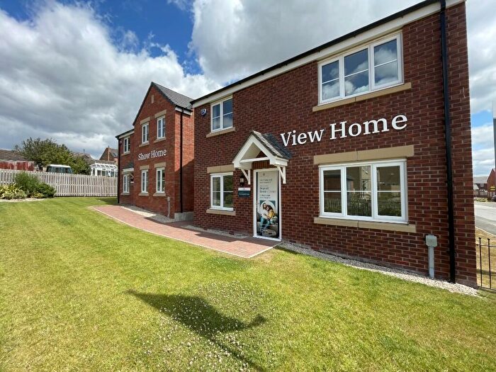 4 Bedroom Detached House For Sale In Selby Road, Garforth, Leeds, West Yorkshire, LS25
