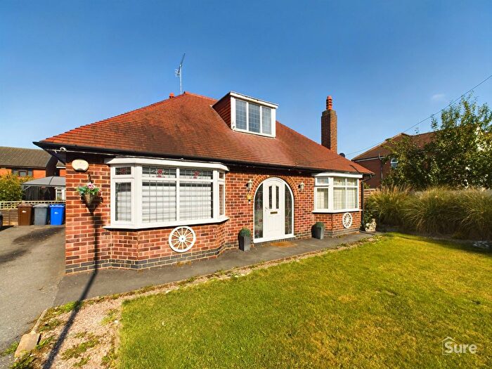 4 Bedroom Detached House To Rent In Wood Street, Burton-On-Trent, DE14