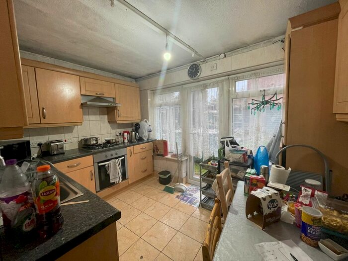 2 Bedroom Maisonette To Rent In Valentine Road, Harrow, HA2