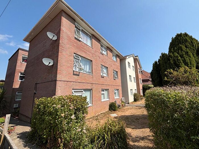 2 Bedroom Flat For Sale In Regents Court, Victoria Road, Swanage, Dorset, BH19