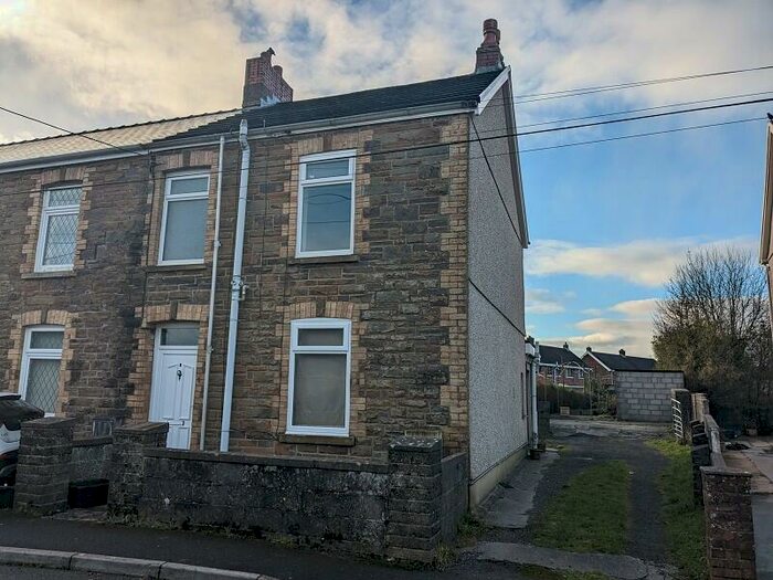 2 Bedroom End Of Terrace House To Rent In Myrtle Hill, Ponthenry, Llanelli, Carmarthenshire., SA15
