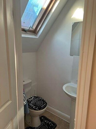 1 Bedroom Flat To Rent In Church Road, B13