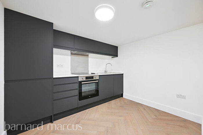 2 Bedroom Apartment To Rent In High Street, Croydon, CR0