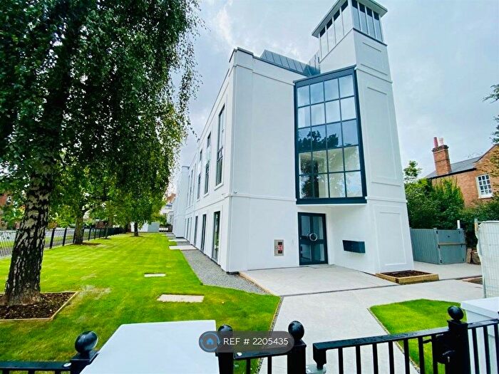 1 Bedroom Flat To Rent In Willes Road, Leamington Spa, CV32