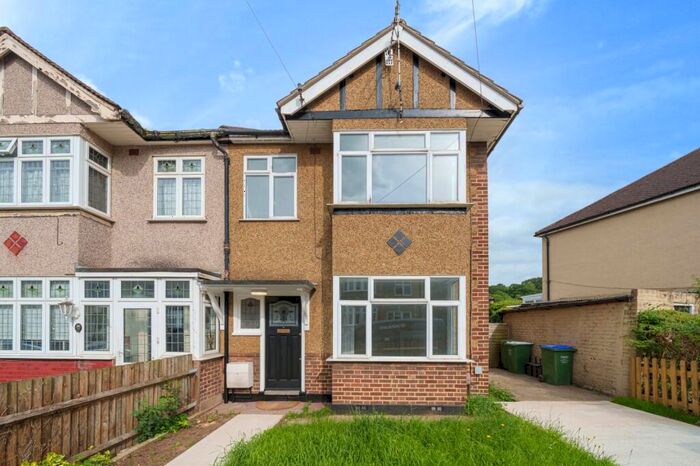 3 Bedroom End Of Terrace House To Rent In Beltwood Road Belvedere, DA17