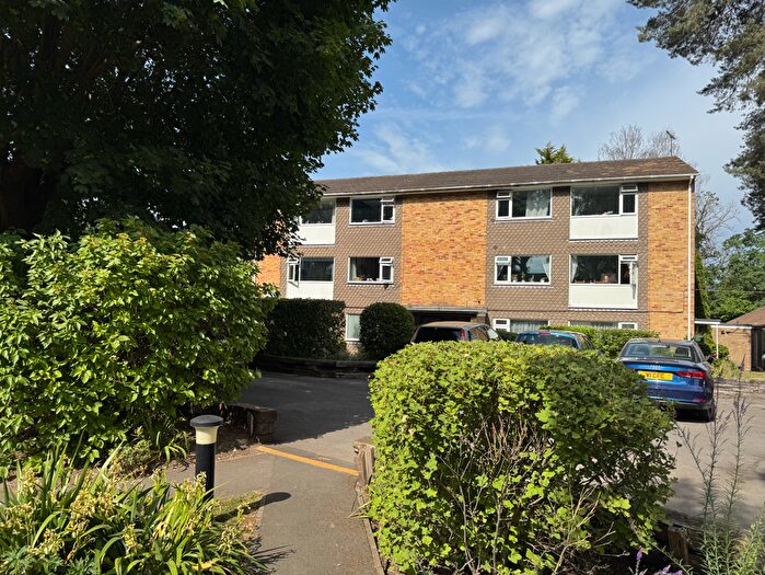 2 Bedroom Maisonette To Rent In Hayden Court, New Haw, KT15