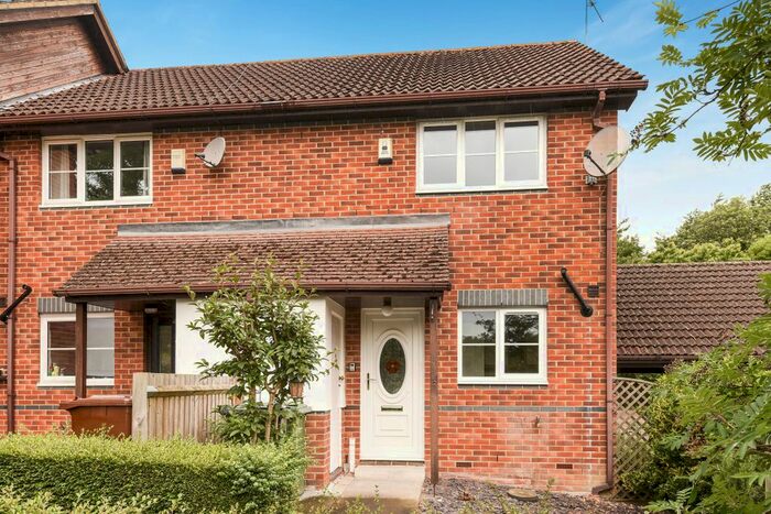 2 Bedroom Semi-Detached House To Rent In Fairfax Gate, Wheatley OX33