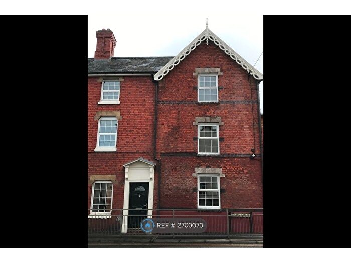 2 Bedroom Flat To Rent In New Road, Newtown, SY16