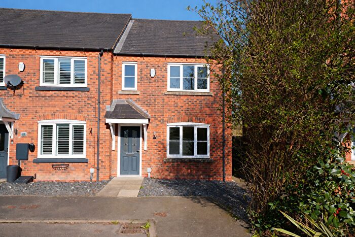 3 Bedroom End Terrace House For Sale In Lakeshore Crescent, Whitwick, Leicester, Leicestershire, LE67