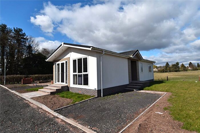 2 Bedroom Mobile/park Home For Sale In Doverdale Park Homes, Hampton Lovett, Droitwich, Worcestershire, WR9