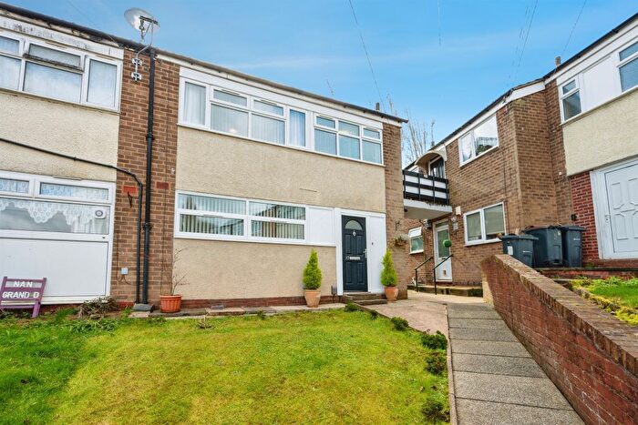 3 Bedroom Semi Detached House For Sale In Marlcliff Grove, Birmingham, B13
