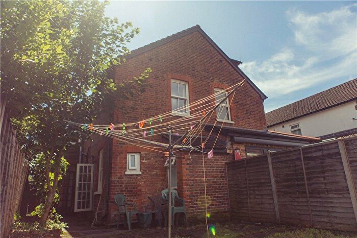 5 Bedroom Semi Detached House To Rent In Leas Road, Guildford, GU1