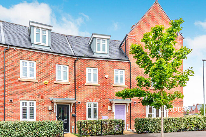 3 Bedroom Town House To Rent In Great Linns, Marston Moretaine, MK43