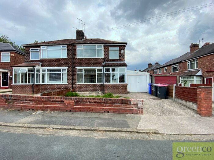 3 Bedroom Semi-Detached House To Rent In Whitegate Drive, Seedley, Salford, M5