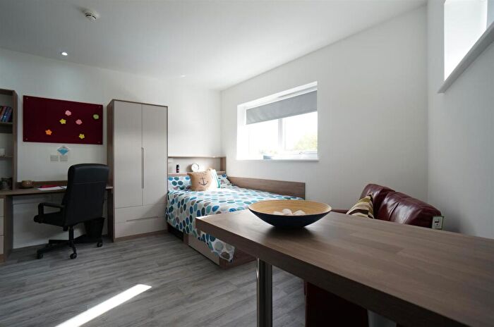 Studio To Rent In College Road, Bangor, LL57