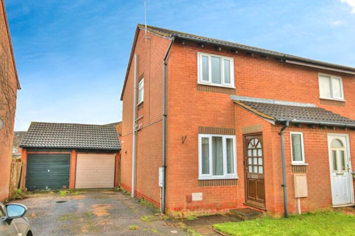 2 Bedroom Semi Detached House For Sale In Hampton, Milton Keynes, MK8