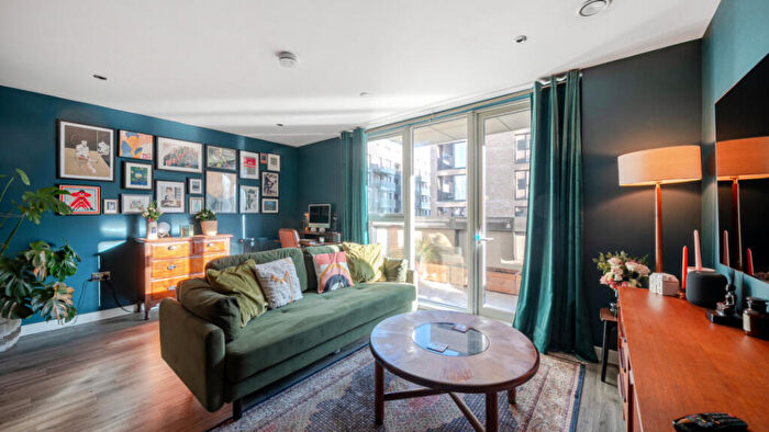 1 Bedroom Flat For Sale In Velo House, Track Street, Walthamstow, E17