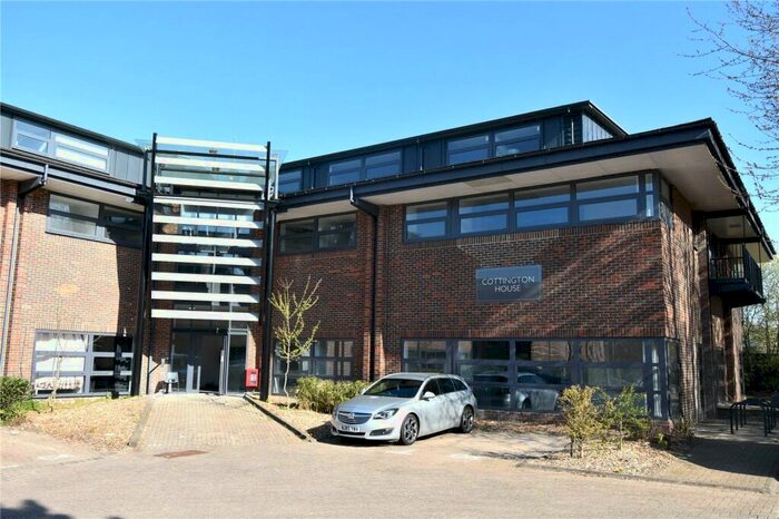 2 Bedroom Apartment To Rent In Cottington House, Carcaixent Square, Newbury, Berkshire, RG14