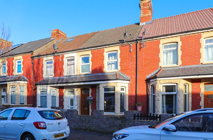 3 Bedroom Terraced House For Sale In Station Street, Barry, CF63