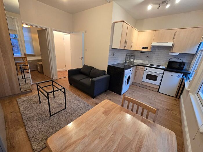 1 Bedroom Flat To Rent In Farringdon Road, London, EC1R