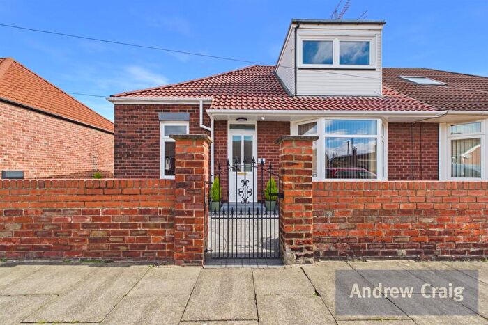 2 Bedroom Bungalow For Sale In Tweed Street, Monkton, Jarrow, NE32