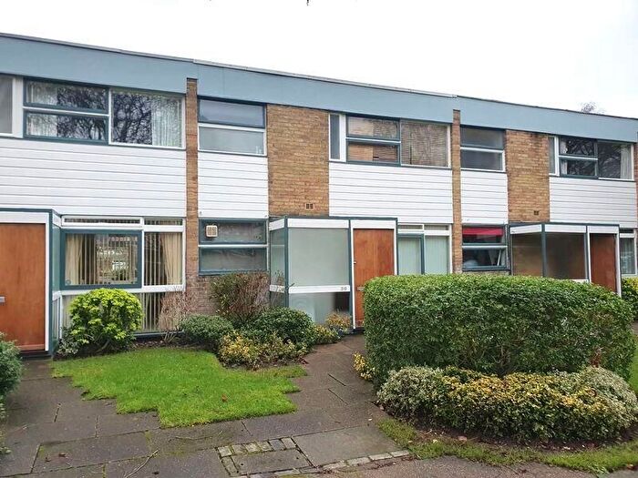 3 Bedroom Terraced House For Sale In Fieldend, Twickenham, TW1