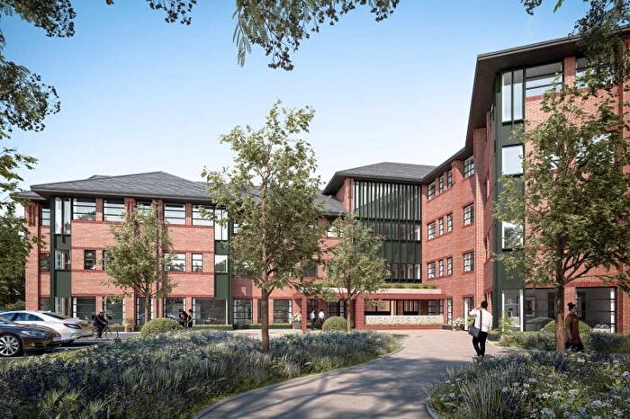 2 Bedroom Flat For Sale In Old Road, Cheadle, SK8