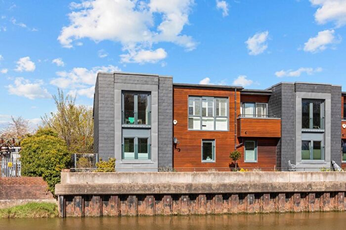 3 Bedroom End Of Terrace House For Sale In Chandlers Wharf, Lewes, East Sussex, BN7