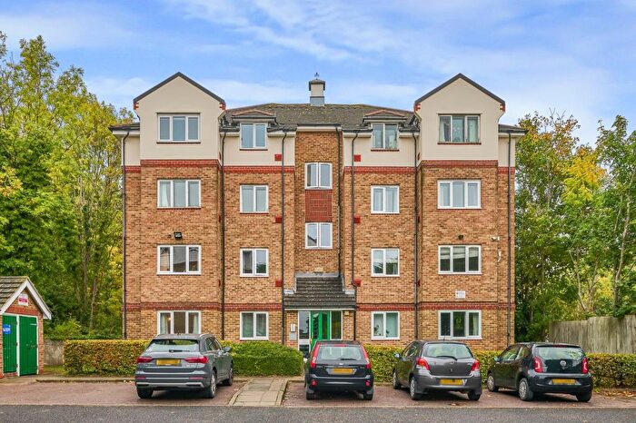 1 Bedroom Flat To Rent In Beacon Gate, London, SE14