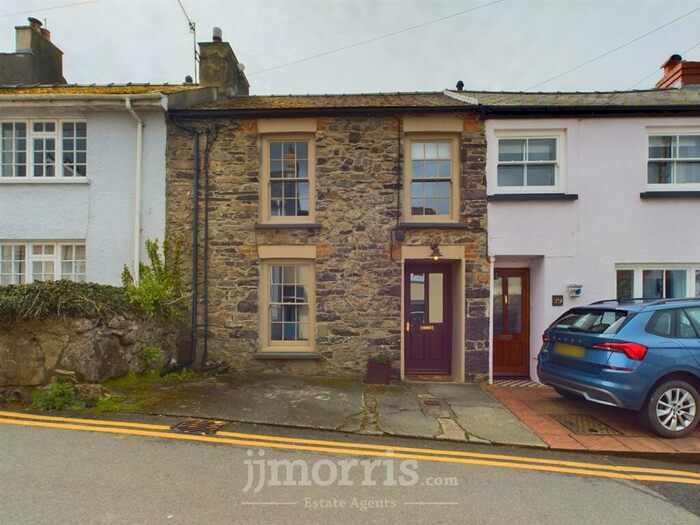 3 Bedroom Terraced House For Sale In St. Davids, Haverfordwest, SA62