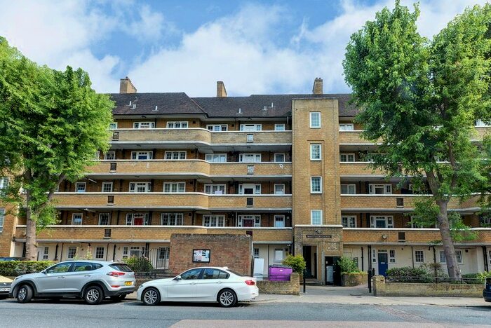 4 Bedroom Flat To Rent In Prusom Street, London, E1W