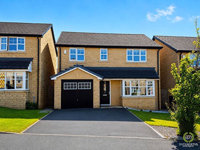 4 Bedroom Detached House For Sale In Wheatear Place, Darwen, BB3