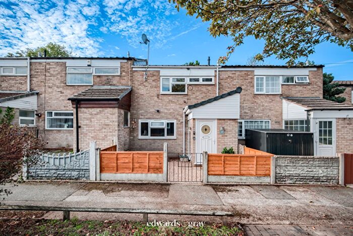 3 Bedroom Terraced House For Sale In Blackmoor Croft, Tile Cross, B33