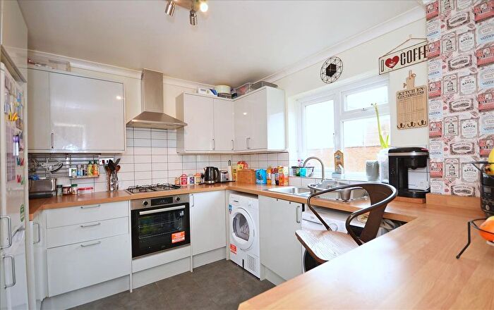 3 Bedroom Detached House For Sale In Titty Ho, Raunds, Northamptonshire, NN9