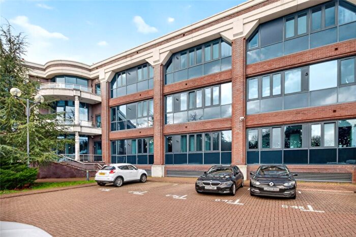 2 Bedroom Apartment For Sale In Opladen Way, Bracknell, Berkshire, RG12
